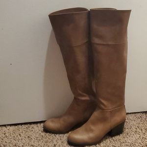 Brown high knee boots NEVER WORN
